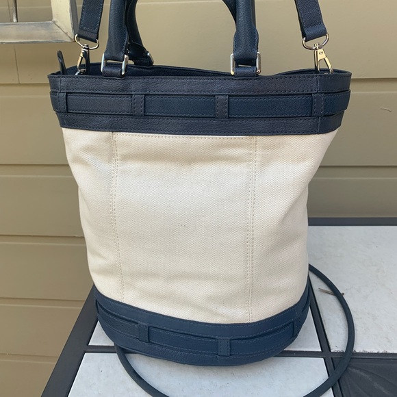 Michael Kors Kingbury Purse - Picture 5 of 13